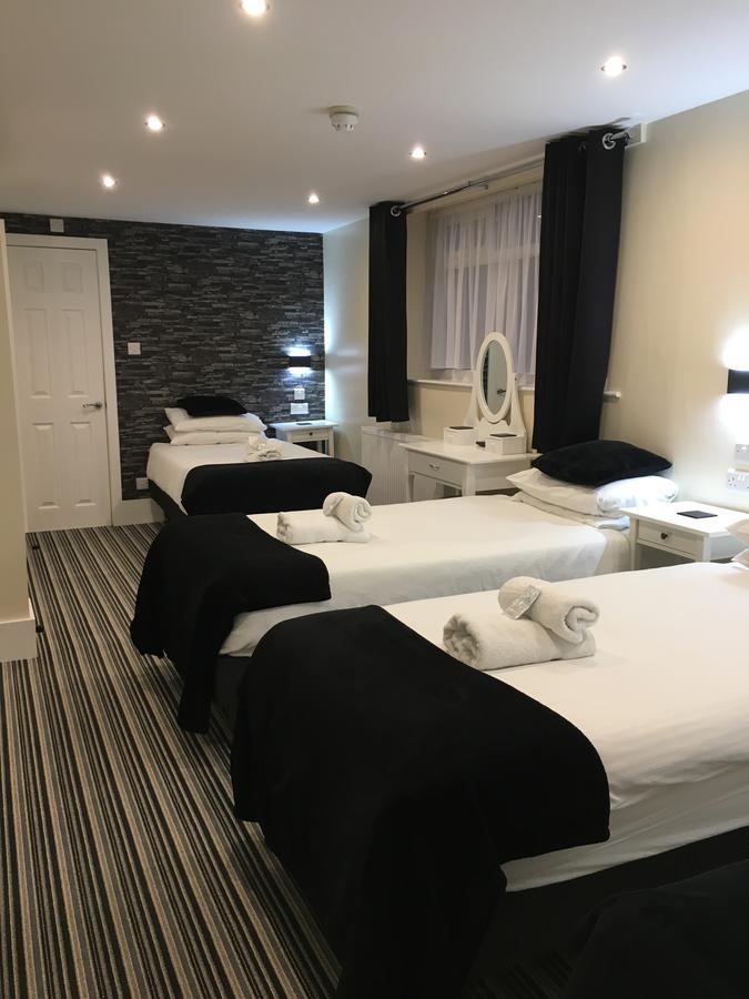 Happy Return Hotel 3*