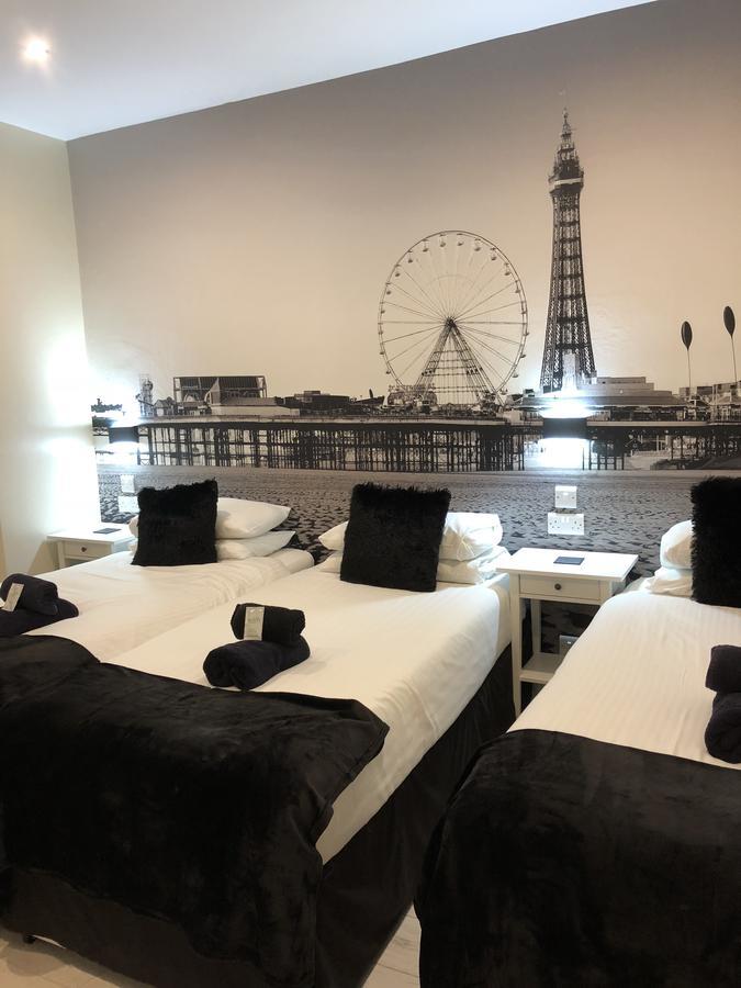 Happy Return Hotel Blackpool