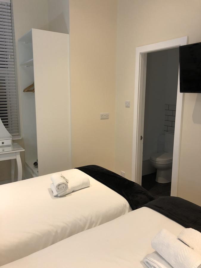 Happy Return Hotel 3*