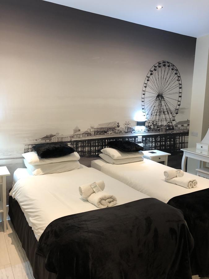 Happy Return Hotel Blackpool